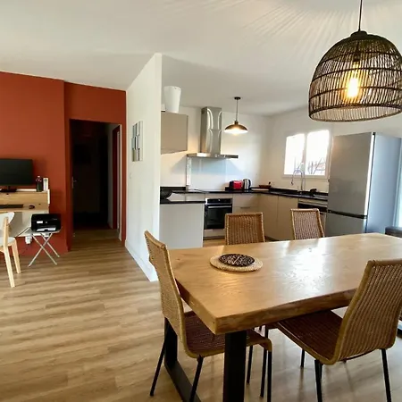 Holiday home Le Fare 10 Min Des Plages - Climatisee - 8 Pers - Piscine Chauffee Du 1er Mai Au 30 Sept - Azur