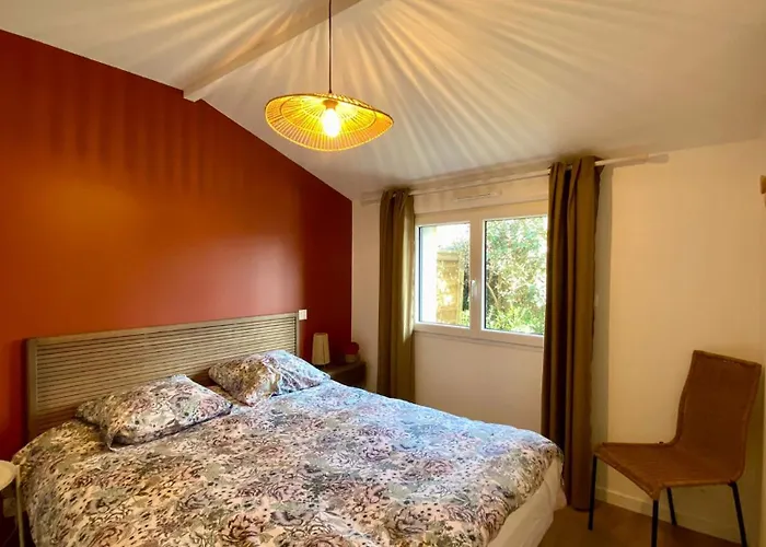 Le Fare 10 Min Des Plages - Climatisee - 8 Pers - Piscine Chauffee Du 1er Mai Au 30 Sept - Σπίτι διακοπών Azur